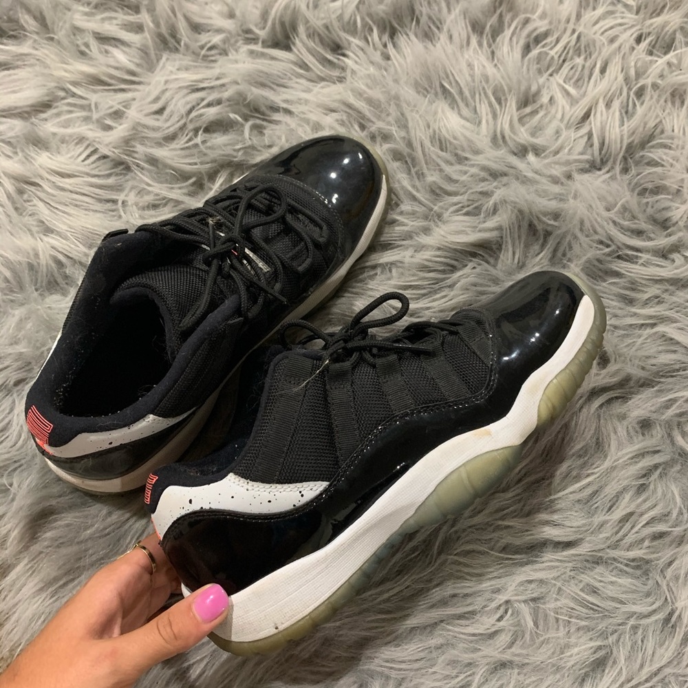 Jordan 11s